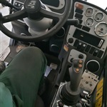 ładowarka teleskopowa JCB 537-135 z platformą roboczą i system zdalnie sterującym